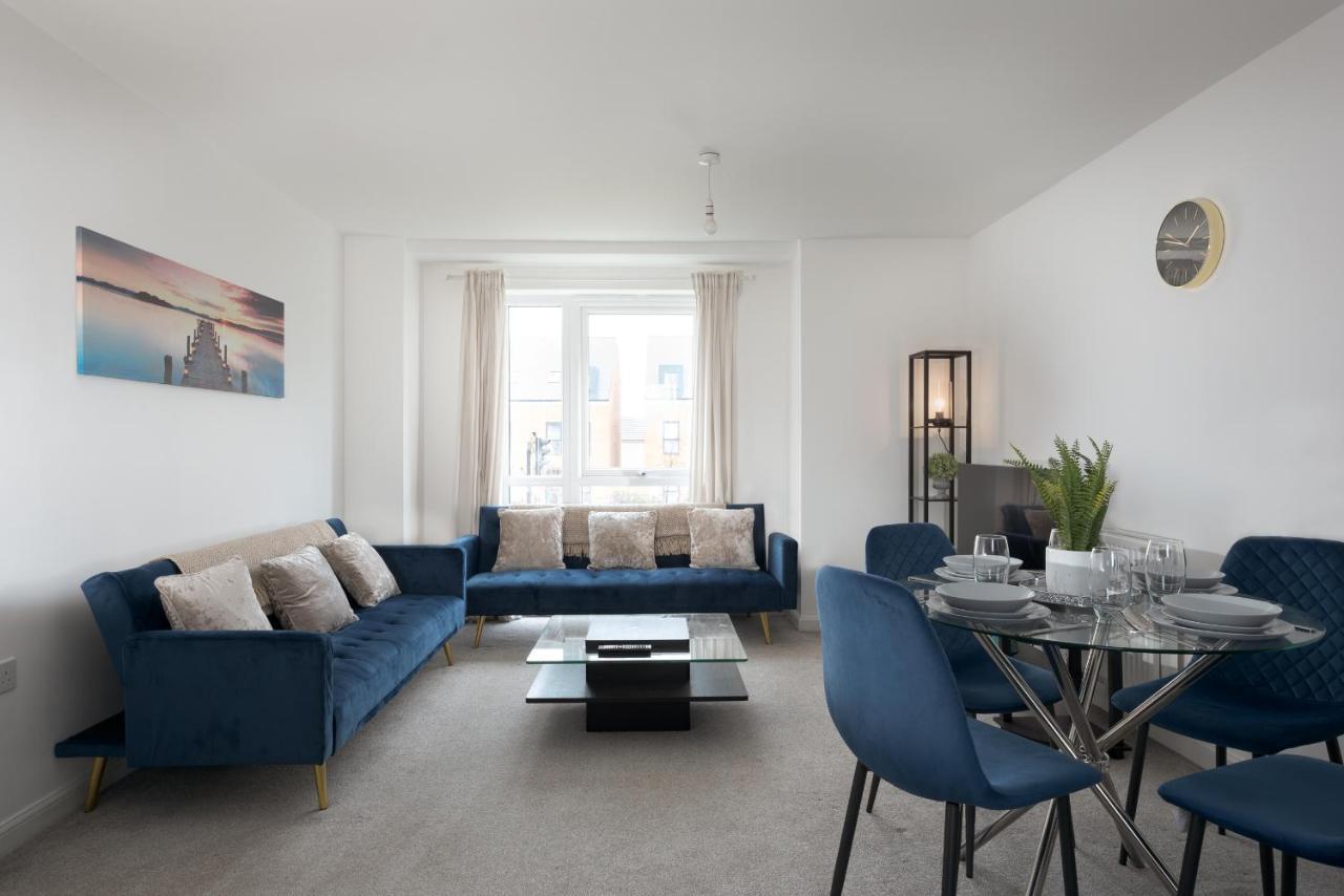 Two Bedroom Apartment - Milton Keynes By Aryas Properties Broughton  ภายนอก รูปภาพ